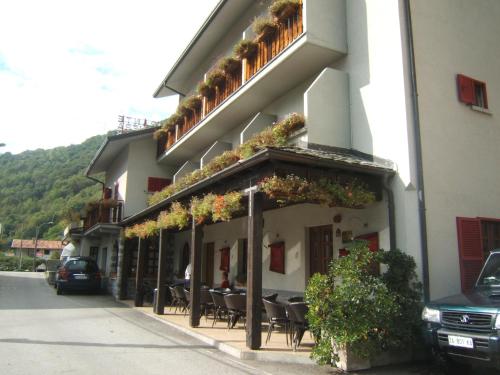 Gallery image of Hotel Berlinghera in Sorico
