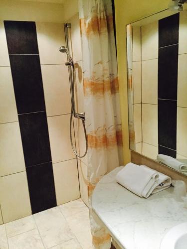 Bagno di Nordseehotel Benser Hof Garni am Hafen