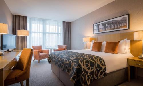 Clayton Hotel Cardiff Lane Image
