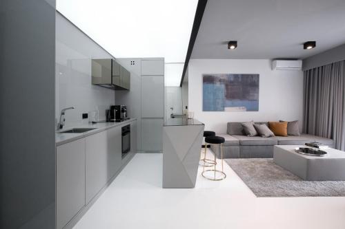 Кухня або міні-кухня у Super-Apartamenty Andersia VIP