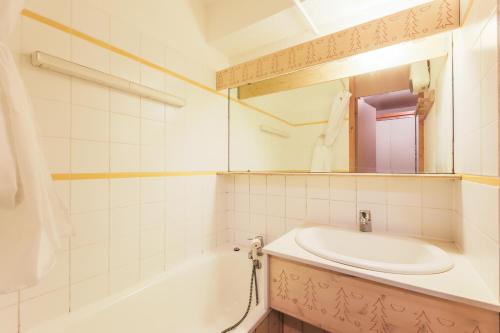 Ванна кімната в Residence Les Brigues - maeva Home