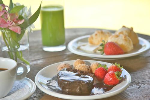 Mad på landstedet eller i nærheden