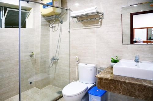 Phòng tắm tại Khách sạn Đồng Nai