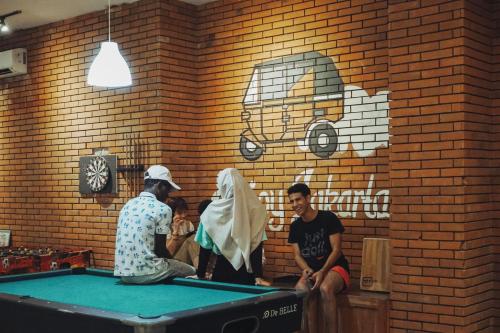 Clientes alojados en Wonderloft Hostel Kota Tua