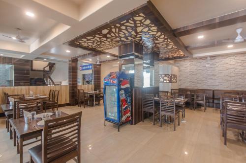 Gallery image of Hotel Sai Country Inn by Shantikamal in Shirdi