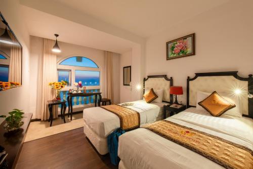 Foto da galeria de Bellevue Hotel em Nha Trang