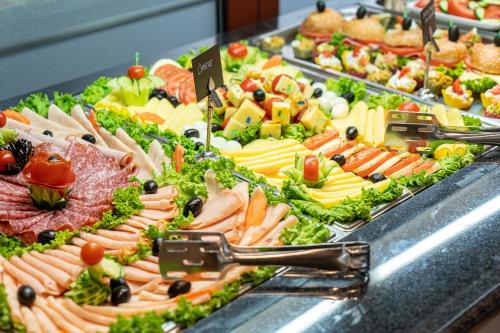 Jídlo v hotelu nebo okolí