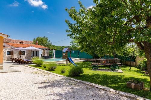 Zdjęcie z galerii obiektu Villa Benić w mieście Gradišće