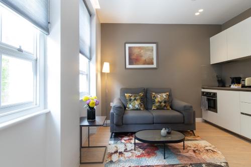 Mirabilis Apartments Wells Court London UK Booking com Mirabilis Apartments Wells Court London UK Booking com