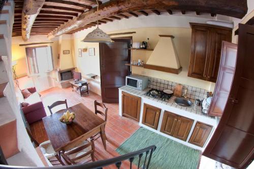 Kuchyň nebo kuchyňský kout v ubytování Casa oracolo