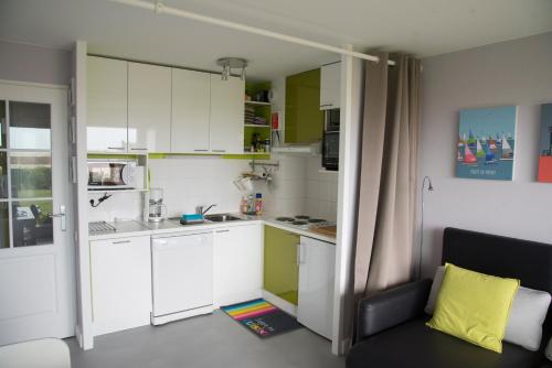 Dapur atau dapur kecil di Le B04
