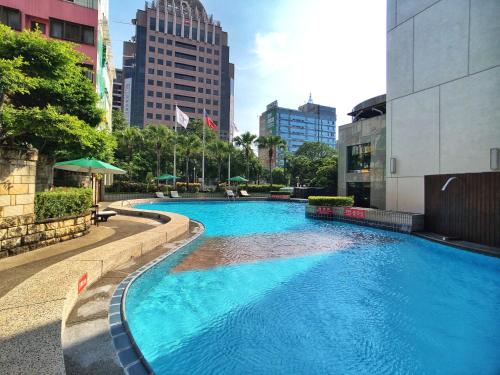 Kolam renang di atau dekat dengan Evergreen Laurel Hotel - Taichung