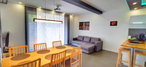 Dining area in A villát