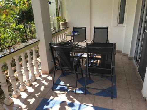 Balkón nebo terasa v ubytování Villa Vidovic Apartments Bella Vista Mare
