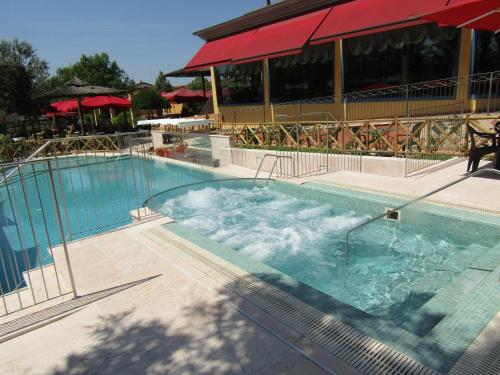 Piscina a Sul Bacino o a prop