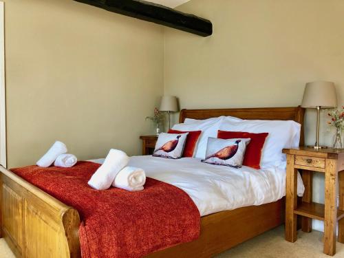 Ένα ή περισσότερα κρεβάτια σε δωμάτιο στο Kirkstile Inn