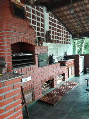 Dapur atau dapur kecil di Chácara Recanto Lamparina