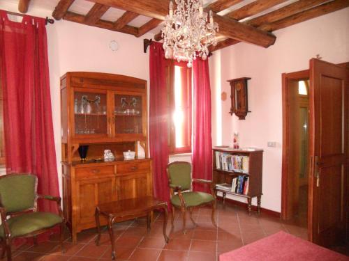 The library in the country house