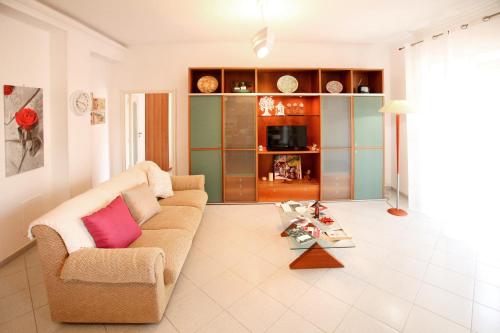 Ruang duduk di Casa Magnolia