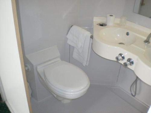 Gallery image of Good Night Hotel in Arques