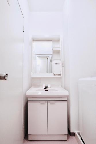 No 201 Westay Designers House 6 mins to Shinsaibashi