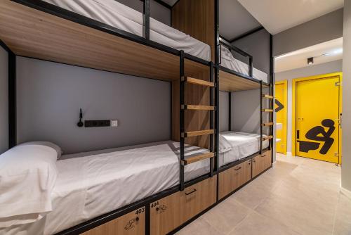 Petit Hostel La Latina