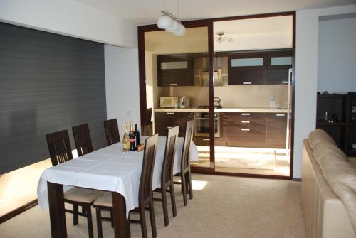 Dapur atau dapur kecil di Apartment OneClickRent 07 Penthouse