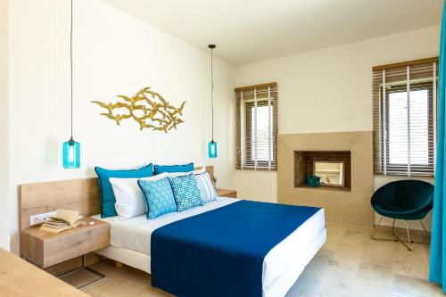Posteľ alebo postele v izbe v ubytovaní Thalmargia Villas, Ultimate Peace & Privacy, By ThinkVilla