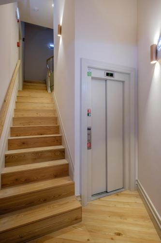 BOUTIQUE Rentals-Kihara’s Ribeira Apt with great views