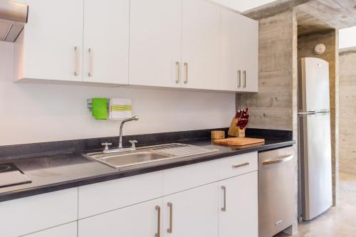 Dapur atau dapur kecil di Casa de Piedra Tulum