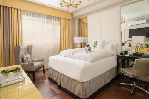 Staypineapple, An Elegant Hotel, Union Square Image