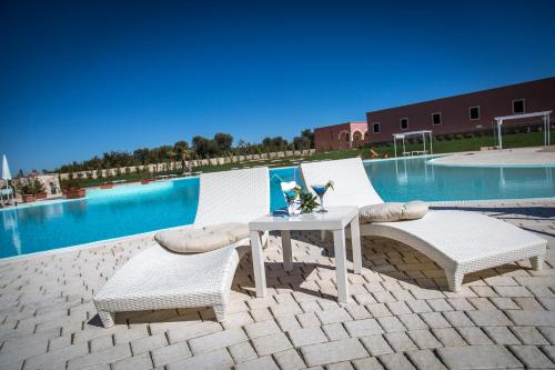 Бассейн в Hotel Relais Antica Masseria или поблизости