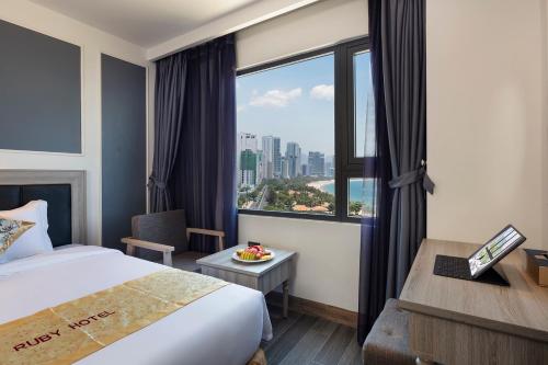 Gallery image of Ruby Hotel in Nha Trang
