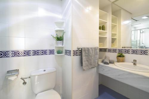 Koupelna v ubytování Spacious centre apartment in Málaga