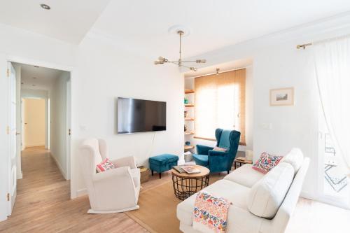 UNIQUE HOMES LAS SETAS, PLAZA DE SAN PEDRO 6 Pax