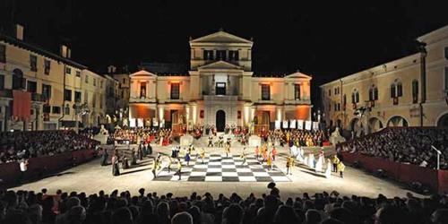 Επισκέπτες που μένουν στο Casa Roberto