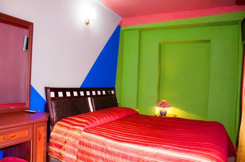 Cama o camas de una habitación en Vosku Ashxarh Hotel