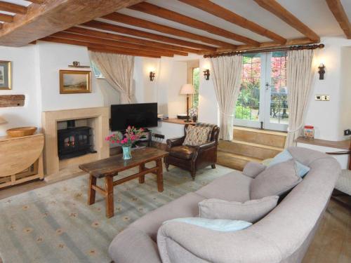 A seating area at Glebe Cottage 