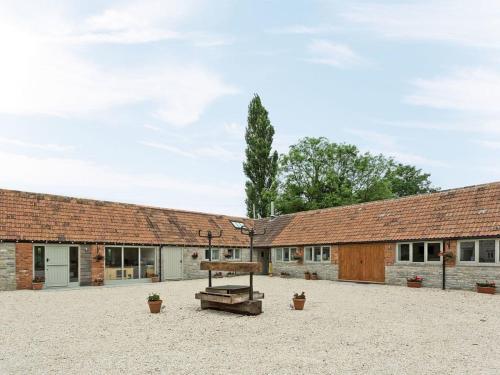 The building where the vacation home is located 