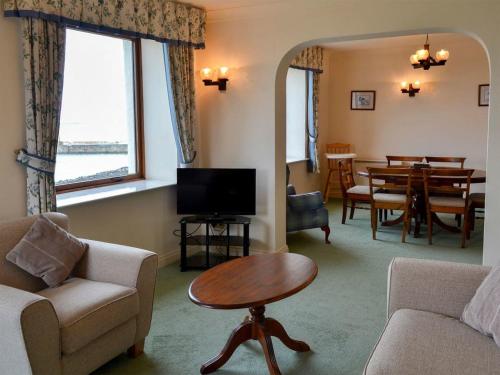 A seating area at Farne Haven 