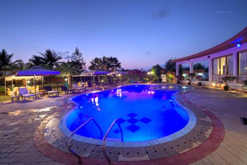 Bazén v ubytování Beira Mar Beach Resort nebo v jeho okolí