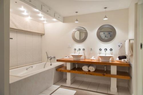 Bagno di The Fernery Lodge & Spa