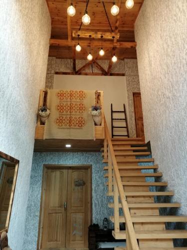Φωτογραφία από το άλμπουμ του Ioska's House στη Μέστια