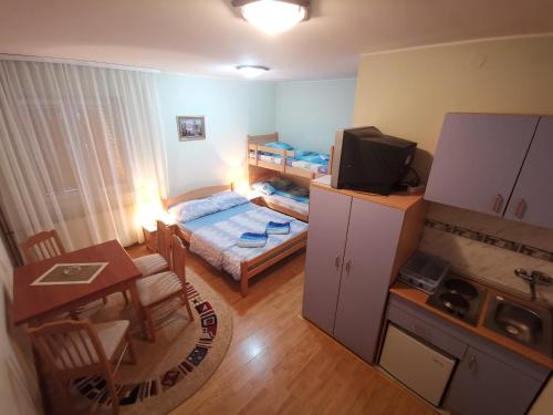 Η κουζίνα ή μικρή κουζίνα στο Vila Paun