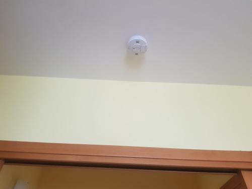 a shelf with a speaker on top of it at "La casa di Mariagrazia" Appartamento 4 locali in Sammichele di Bari