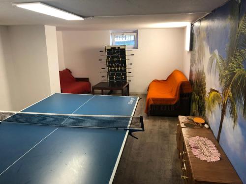 Instalaciones para jugar ping pong en Dom pod Jabłonia o alrededores