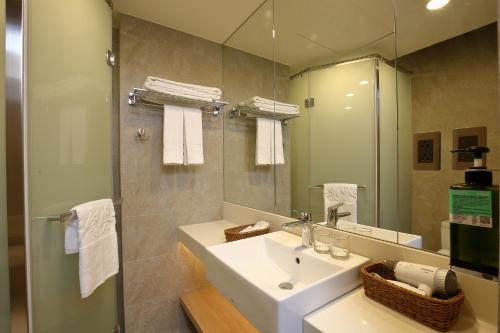 Salle de bains dans l'établissement Kloud Hotel