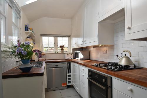 Coastguard's Cottage – Photos 3