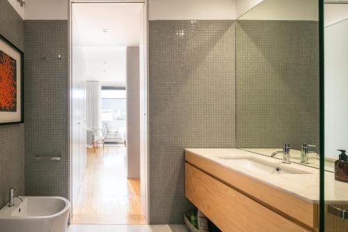 Porto Insight Cedofeita- Parking, Balconies & AC
