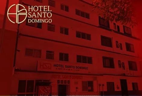 een gebouw met het hotel santino domingo erop bij Hotel Santo Domingo in Tuxtla Gutiérrez